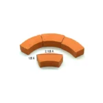 Set of 100 miniature curved terracotta border segments measuring 2.9cm x 1cm, featuring gentle curve radius and smooth clay finish, ideal for creating 1:12 scale circular garden borders and curved path edging